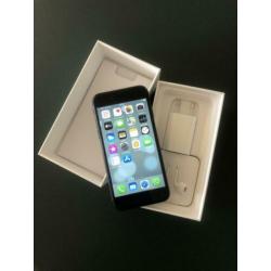 Apple iPhone 7 zwart 32 GB incl nieuwe EarPods en oplader