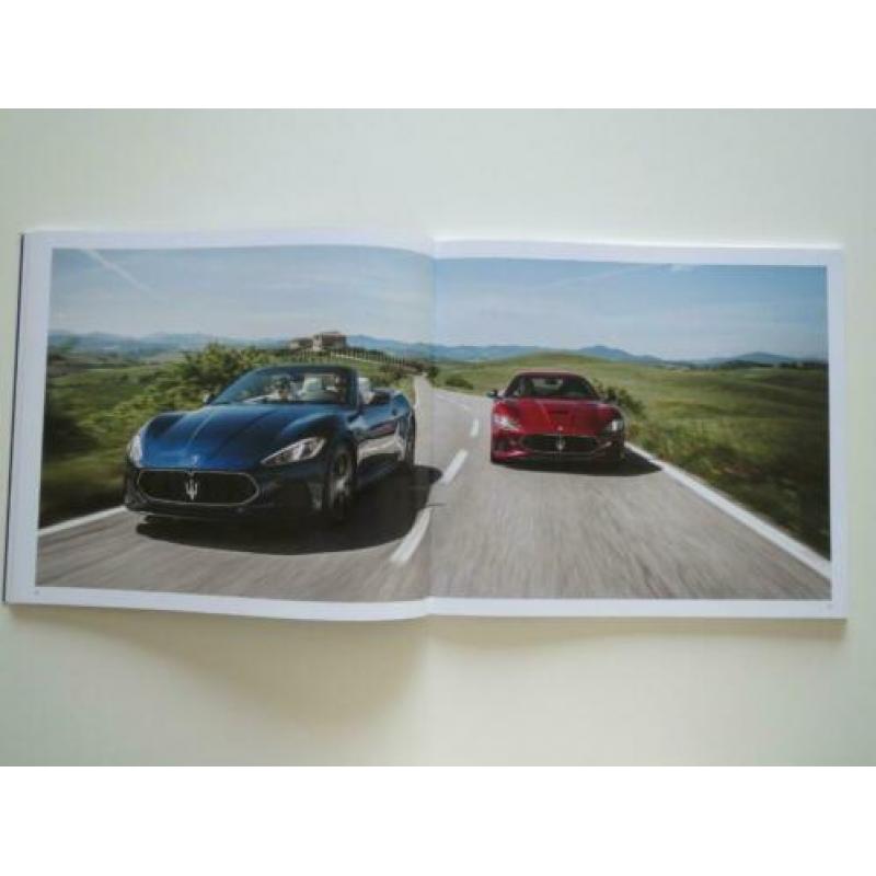 Maserati GranTurismo / GranCabrio brochure 2018