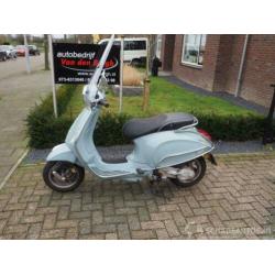 Vespa Primavera 4t SNOR (bj 2016)