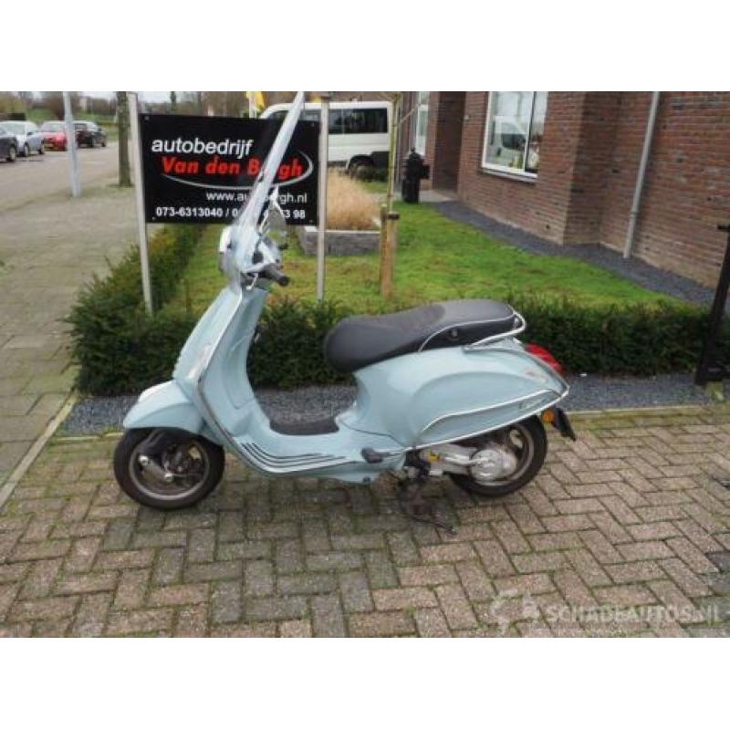 Vespa Primavera 4t SNOR (bj 2016)