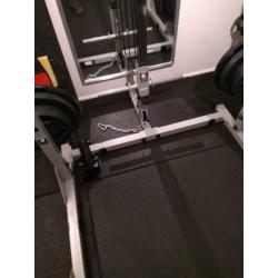 Power rack met lat pully