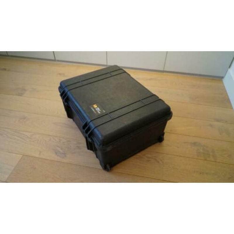 Pelicase trolley 1560