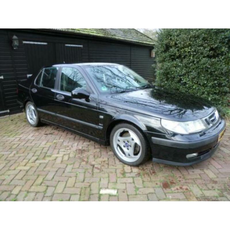Saab 9-5 2.3 Turbo Aero 2001 Zwart