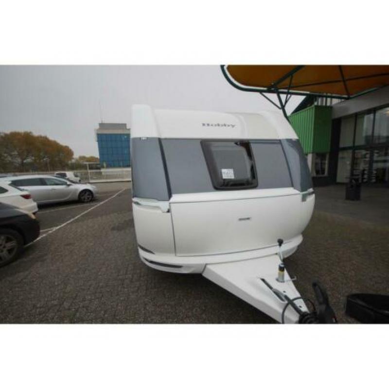 Hobby De Luxe Edition 545 kmf 2019