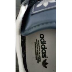 Adidas zwart