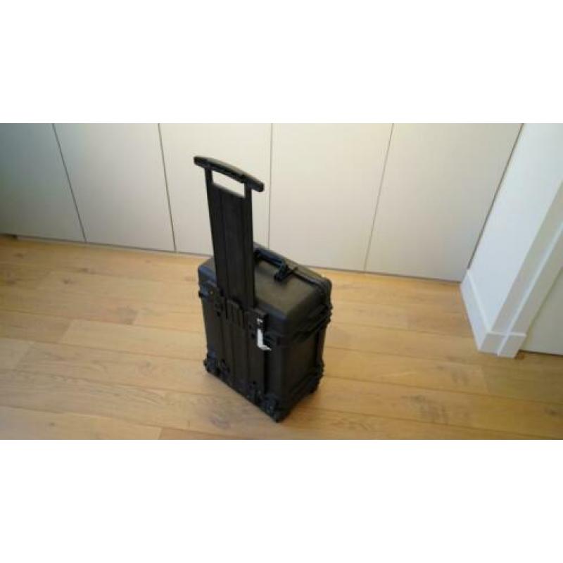 Pelicase trolley 1560