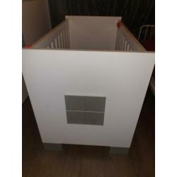 Te koop complete kinderkamer bestaat uit 3 delige
