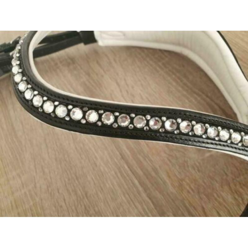 Anatomisch gevormd hoofdstel met bling frontriem