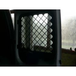 Achterruitbescherming ford transit connect