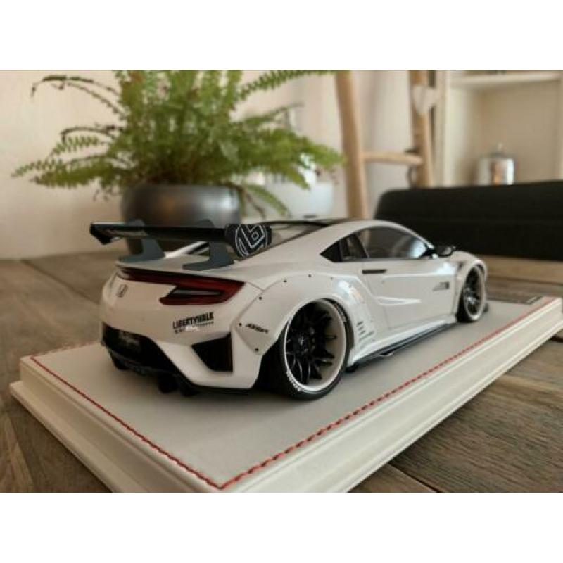 Exclusief ! Honda NSX Liberty Walk van Davis & Giovanni !