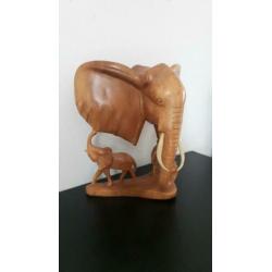 Houten Olifanten hooft met jong