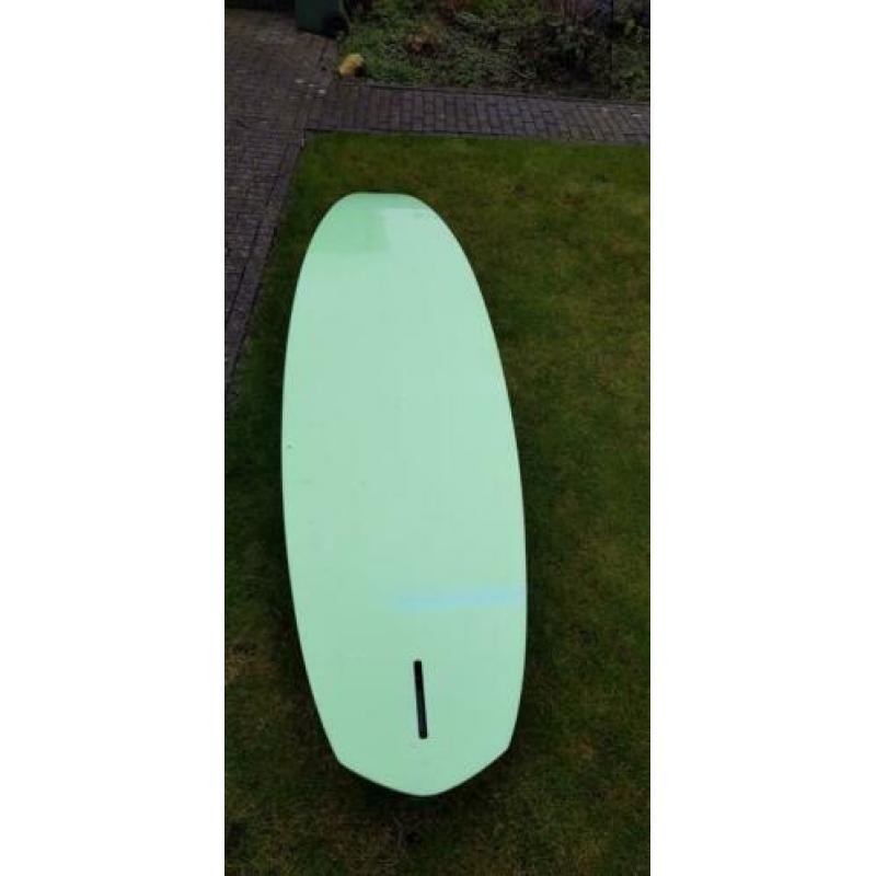 Slalom set. Van den Berg 150l, Loftsails 7.5, RDM Naish +