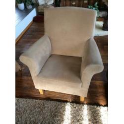 Twee fauteuils.