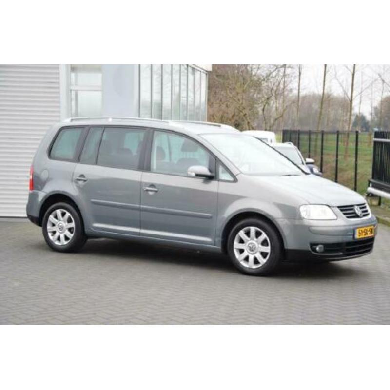 Volkswagen Touran 2.0 16V FSI Highline 2006 LPG G3 Clima Air