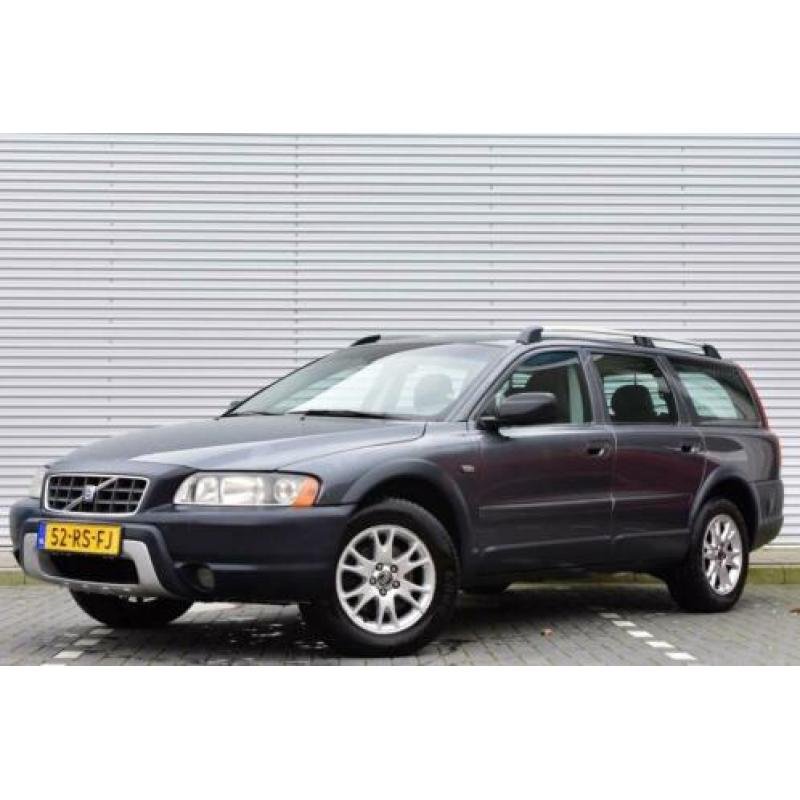 Volvo XC70 2.5 T Momentum | Schuifdak | Trekhaak | Stoelverw