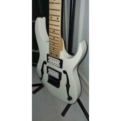 Te koop; ibanez pgmm31