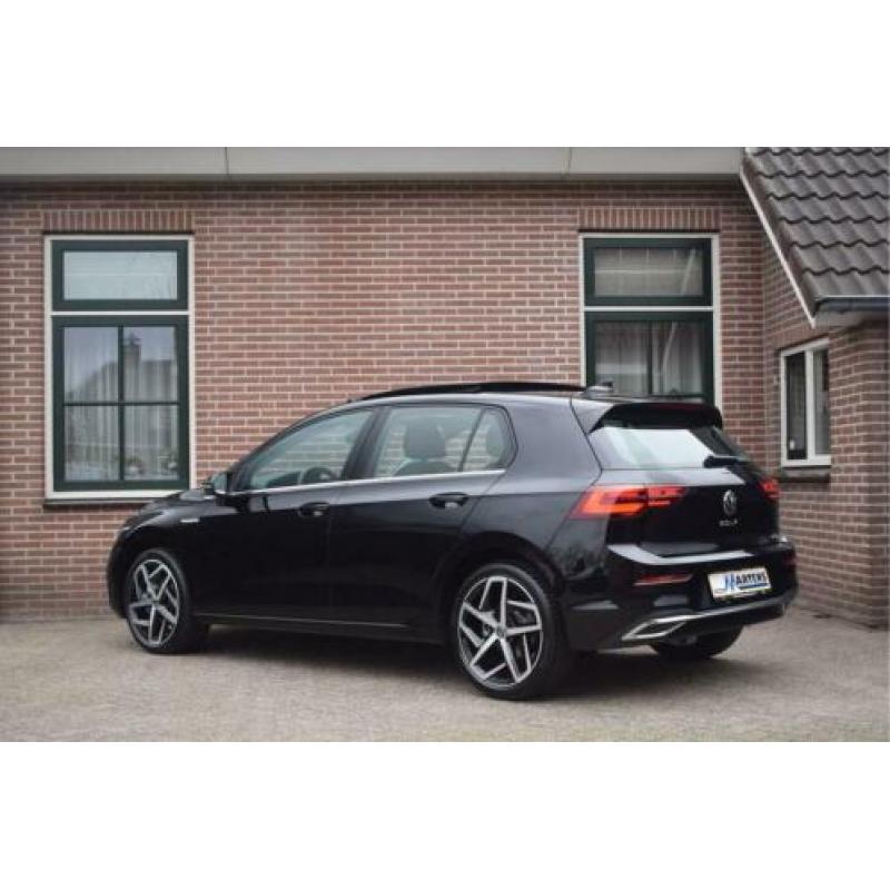 Volkswagen Golf 8 1.5 eTSI 150pk DSG 1st Edition Style Led E