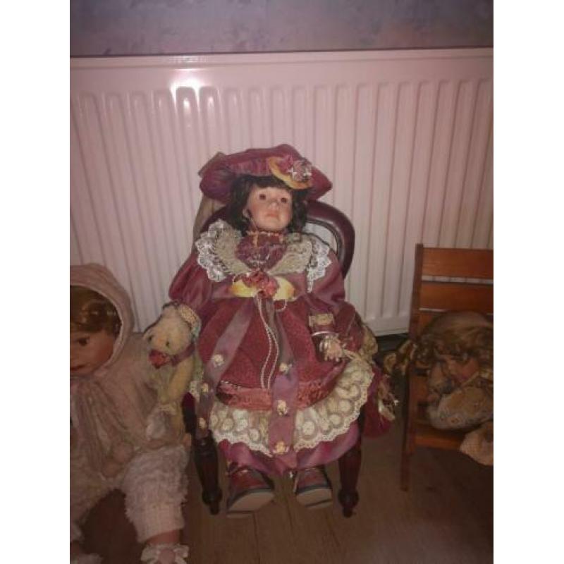 Poppen te koop