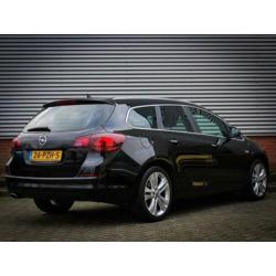 Opel Astra Sports Tourer 1.4 Turbo Sport 120 PK / Navigatie