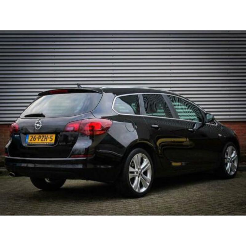 Opel Astra Sports Tourer 1.4 Turbo Sport 120 PK / Navigatie