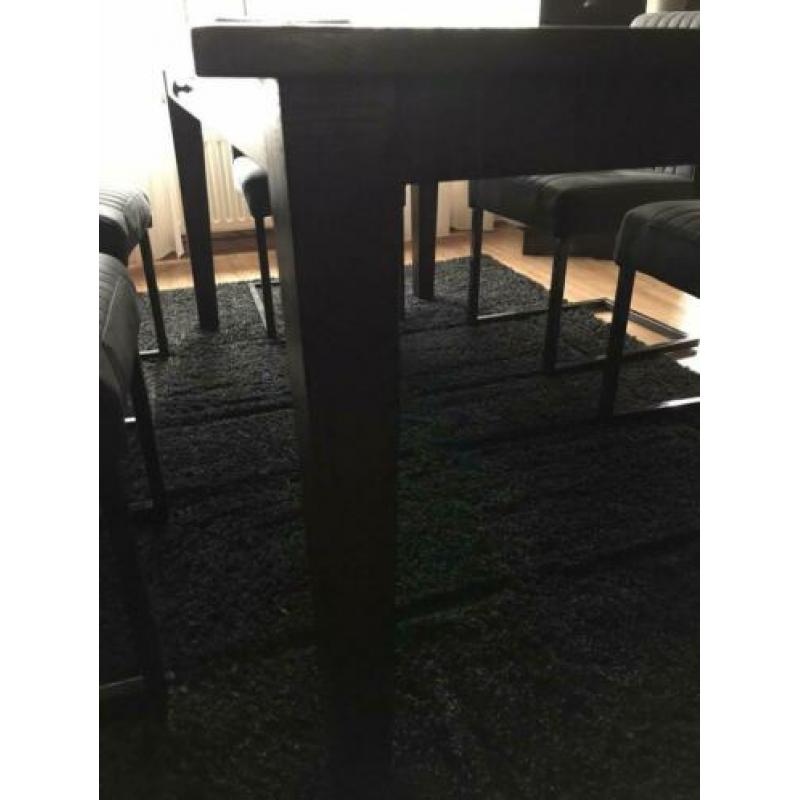 Mooie koloniale tafel