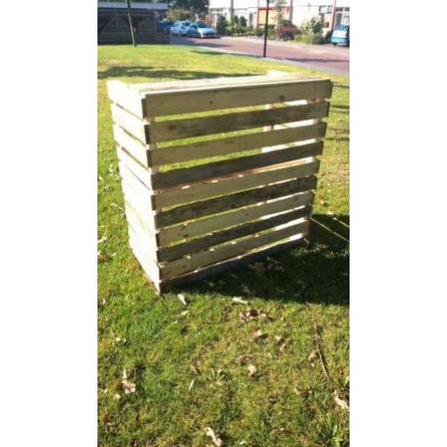 2 Houten barren, zelf gemaakt, buitenshuis