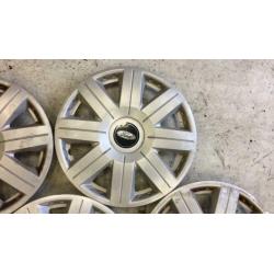 Set 13 inch Ford wieldoppen