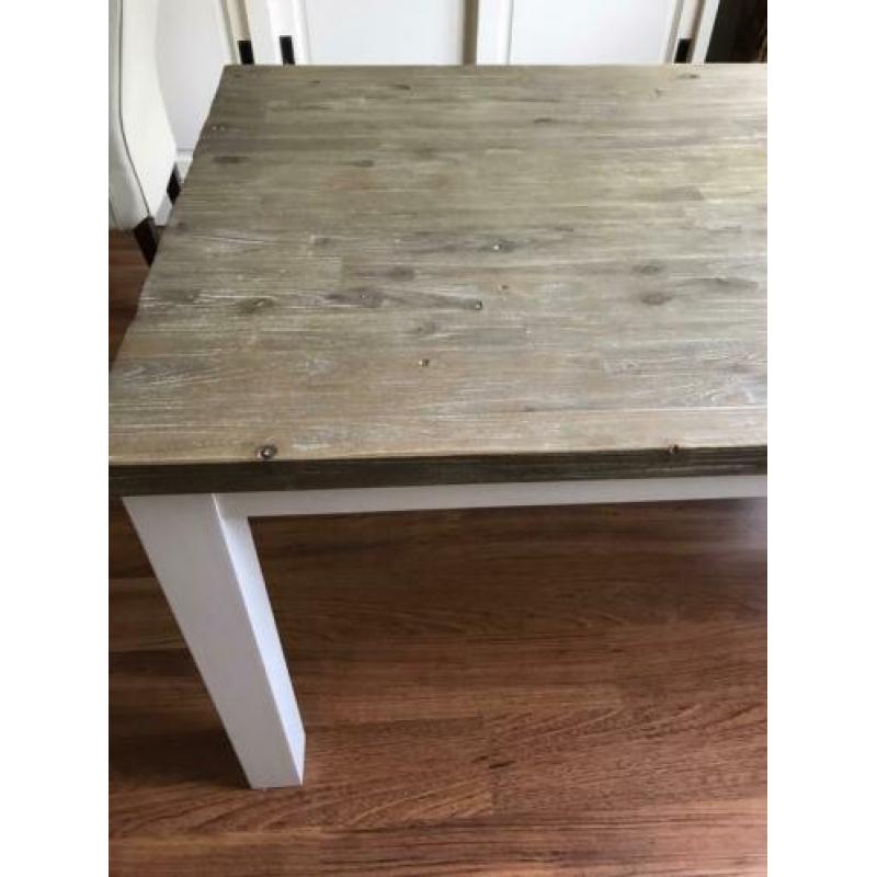 Eettafel met blad van acaciahout 1.60 bij 0.90