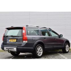 Volvo XC70 2.5 T Momentum | Schuifdak | Trekhaak | Stoelverw