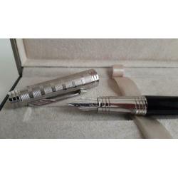 Parker Premier Custom Tartan vulpen 18k