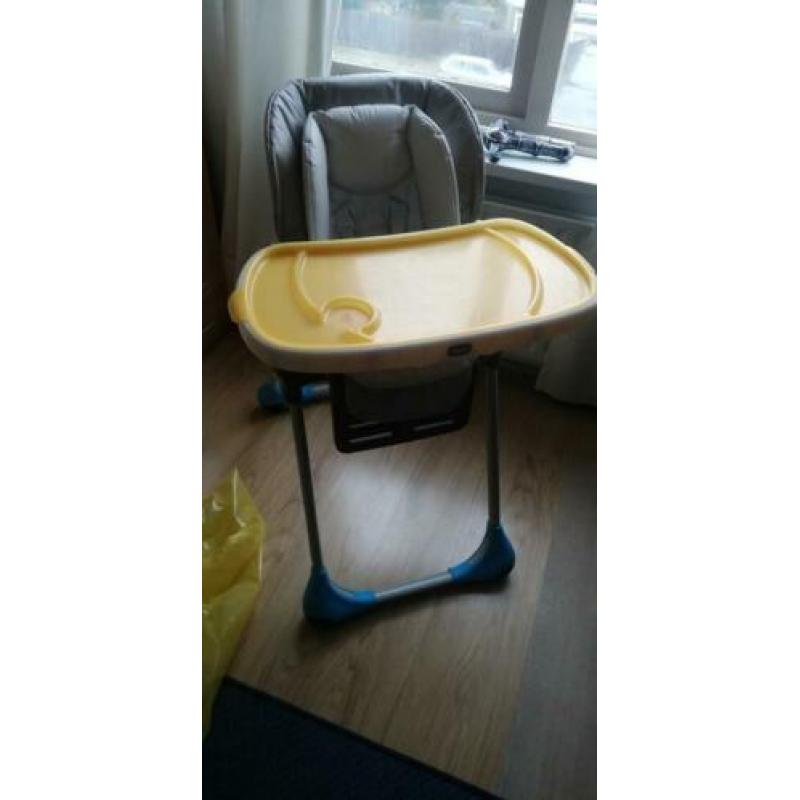 Zeer nette verstelbare kinderstoel van het merk Chicco