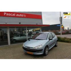 Peugeot 206 1.6-16V Gentry airco nw remmen nap apk