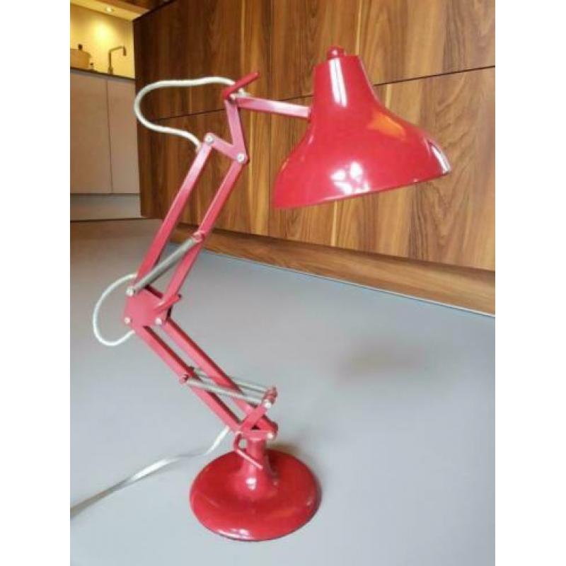 Mooie rode design bureaulamp