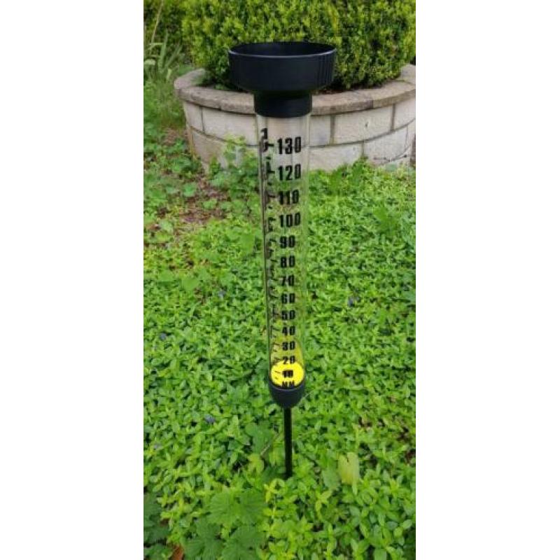 regenmeter meet 130mm !!