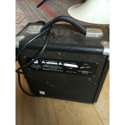 Squier SP10 mini gitaar amp