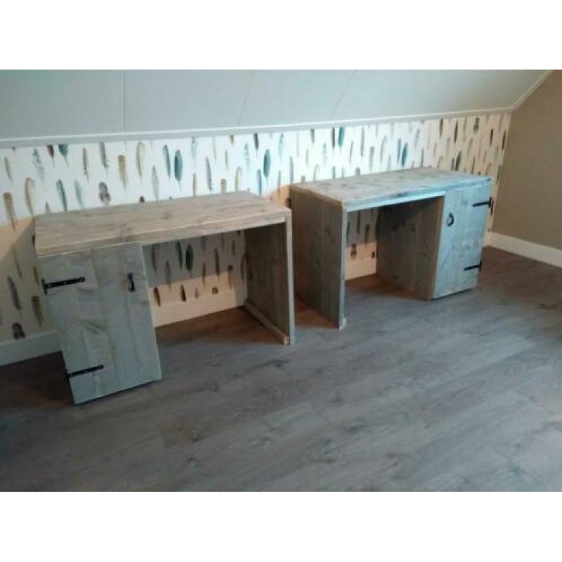 bureaus van steigerhout