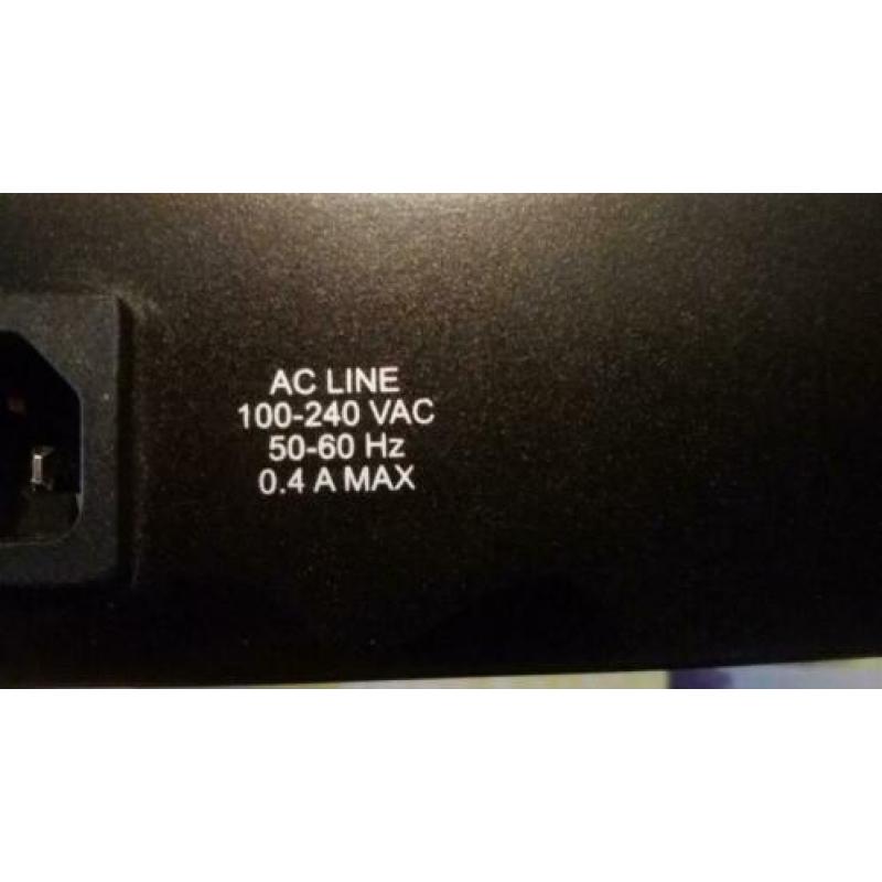 DLINK SWITCH 24-port 10/100/1000 Gigabit