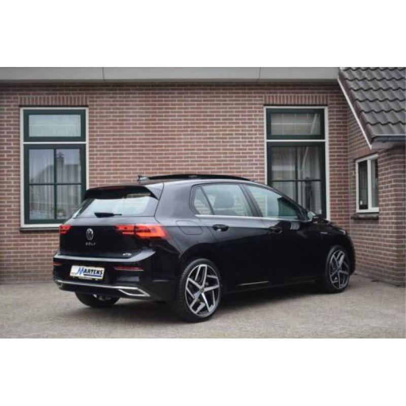 Volkswagen Golf 8 1.5 eTSI 150pk DSG 1st Edition Style Led E