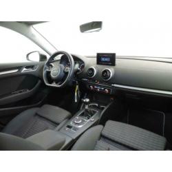 Audi A3 Sportback 1.6 TDI Ambition Pro Line plus (s-line)