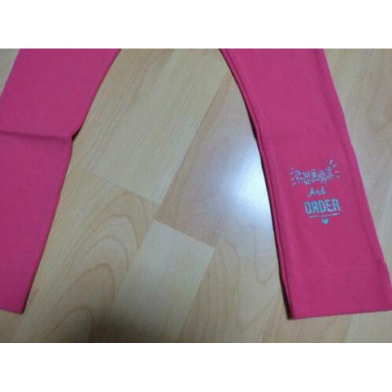 Longsleeve/2 leggings van Chaos en Order, maat 110/116 NIEUW