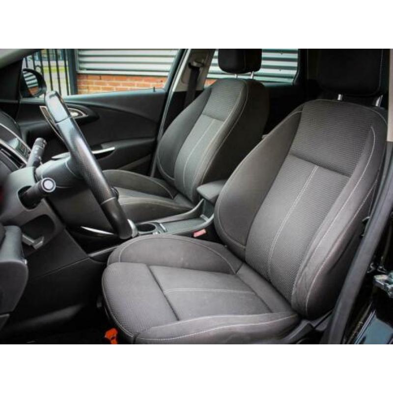 Opel Astra Sports Tourer 1.4 Turbo Sport 120 PK / Navigatie