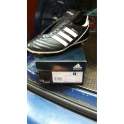Adidas Kaiser 5