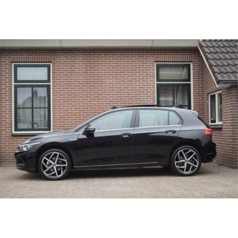 Volkswagen Golf 8 1.5 eTSI 150pk DSG 1st Edition Style Led E