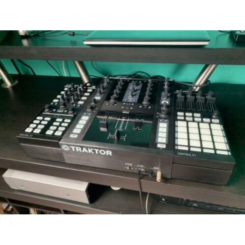 Native Instruments Traktor Kontrol Z2 + X1 mk2 + F1