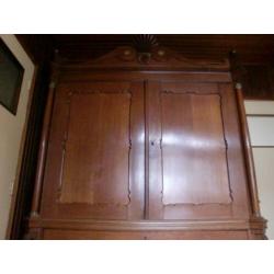 kabinet kast antiek
