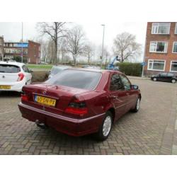 Mercedes-Benz C-klasse 180 Sport 1 jaar apk