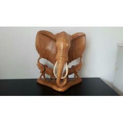 Houten Olifanten hooft met jong