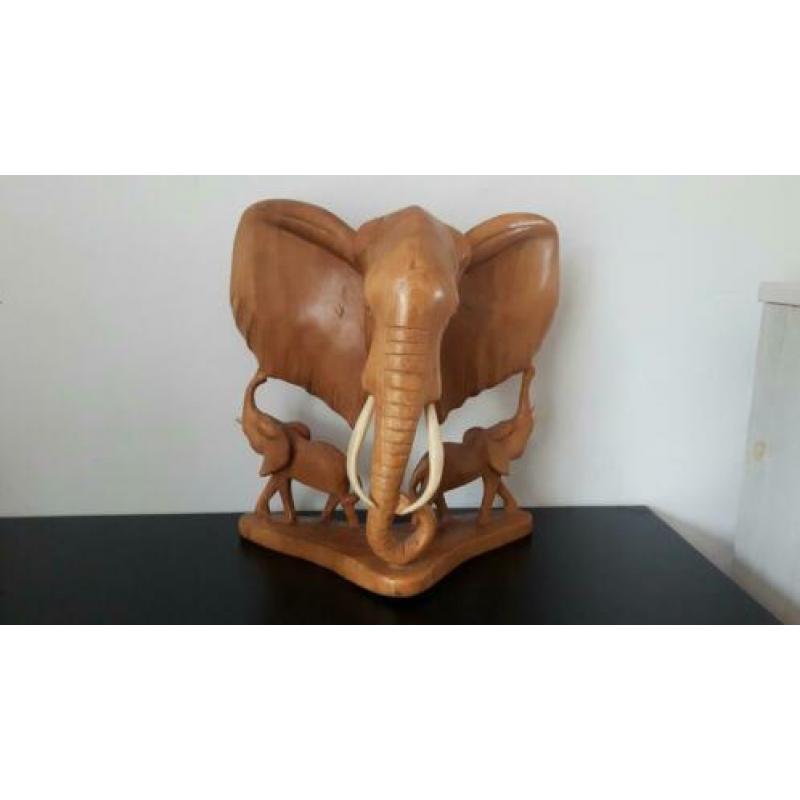 Houten Olifanten hooft met jong