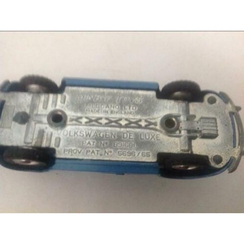 Dinky Toys Volkswagen De Luxe en Volkswagen 1600 T L