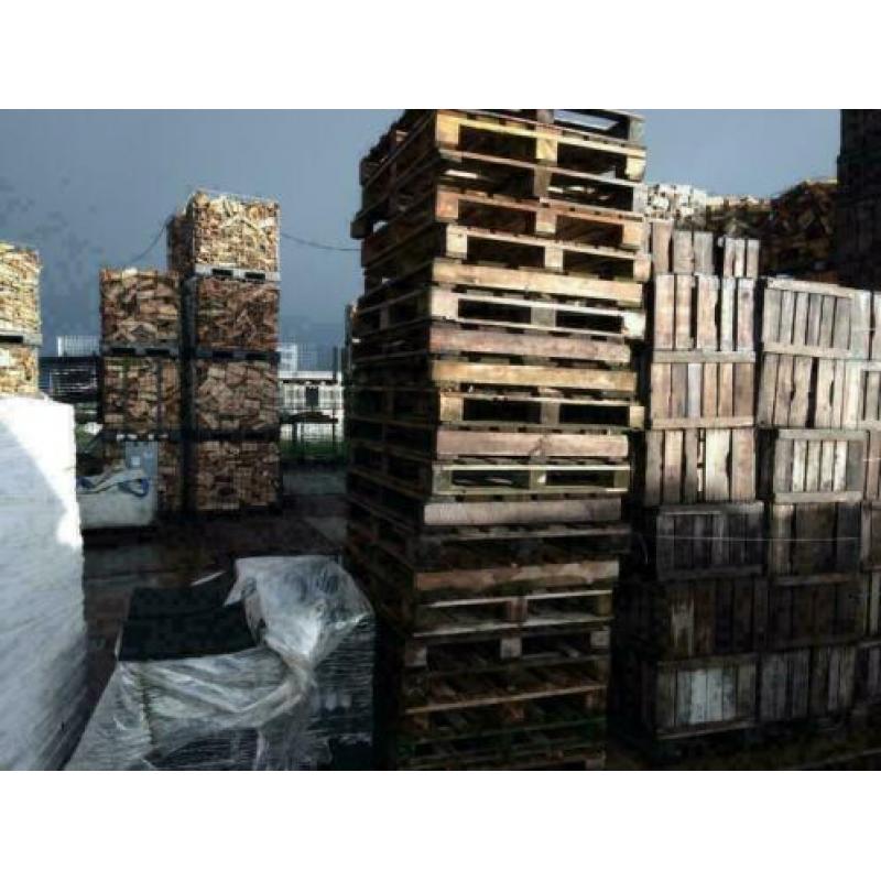 Partij blokpallets / blok pallets bijna gratis , barnwood
